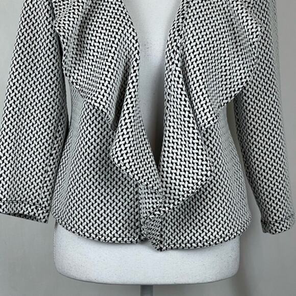 Calvin Klein Black White‎ Basketweave Coastal Grandma Ruffle Jacket NWOT Size 4P - Picture 4 of 11